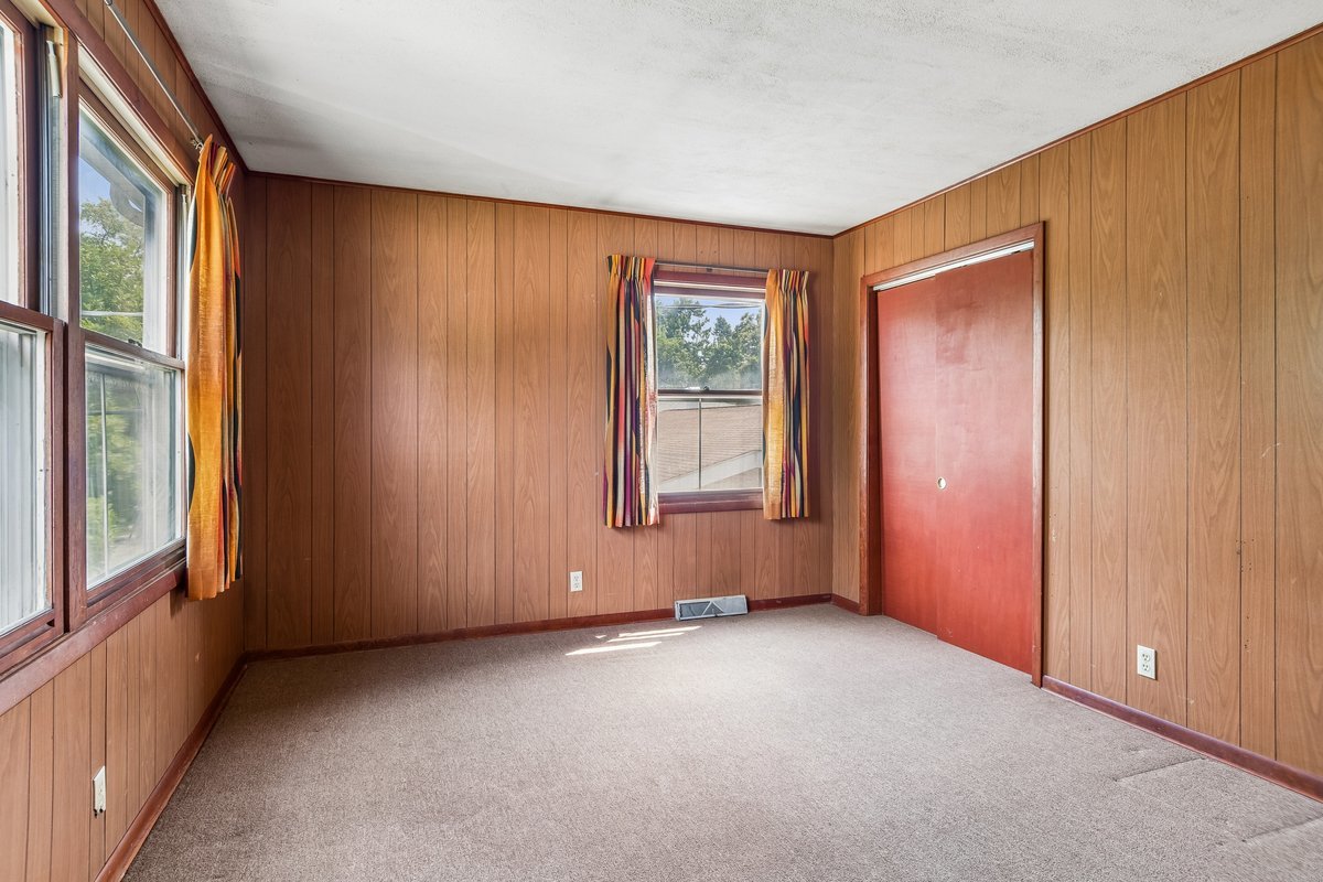 151 Muehl Street Property Photo 19