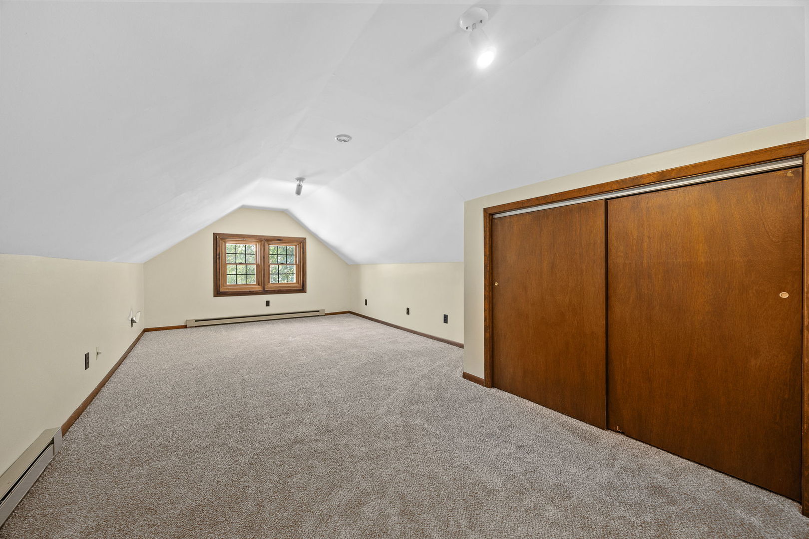 1112 Valencia Drive Property Photo 29