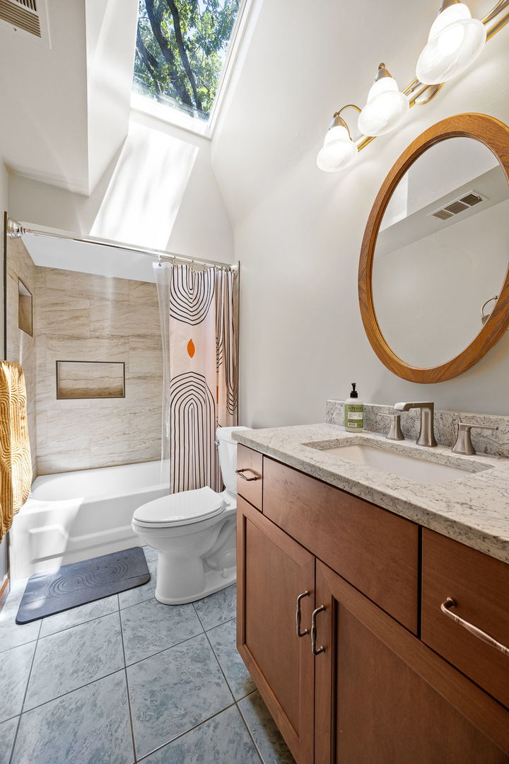 1112 Valencia Drive Property Photo 32