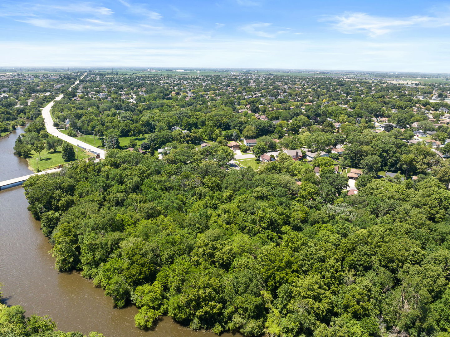 1112 Valencia Drive Property Photo 36