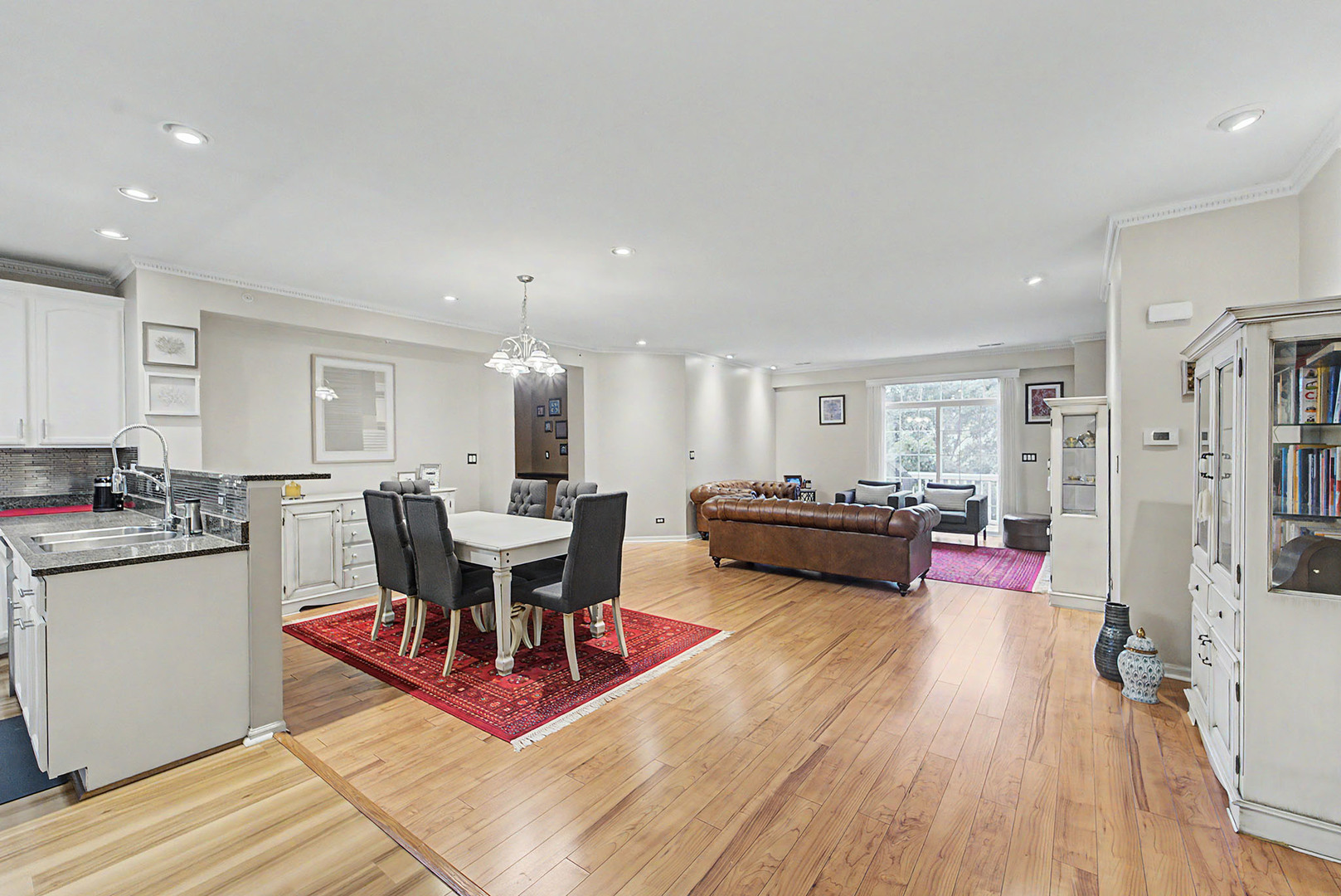 1379 Scarboro Road Property Photo 3