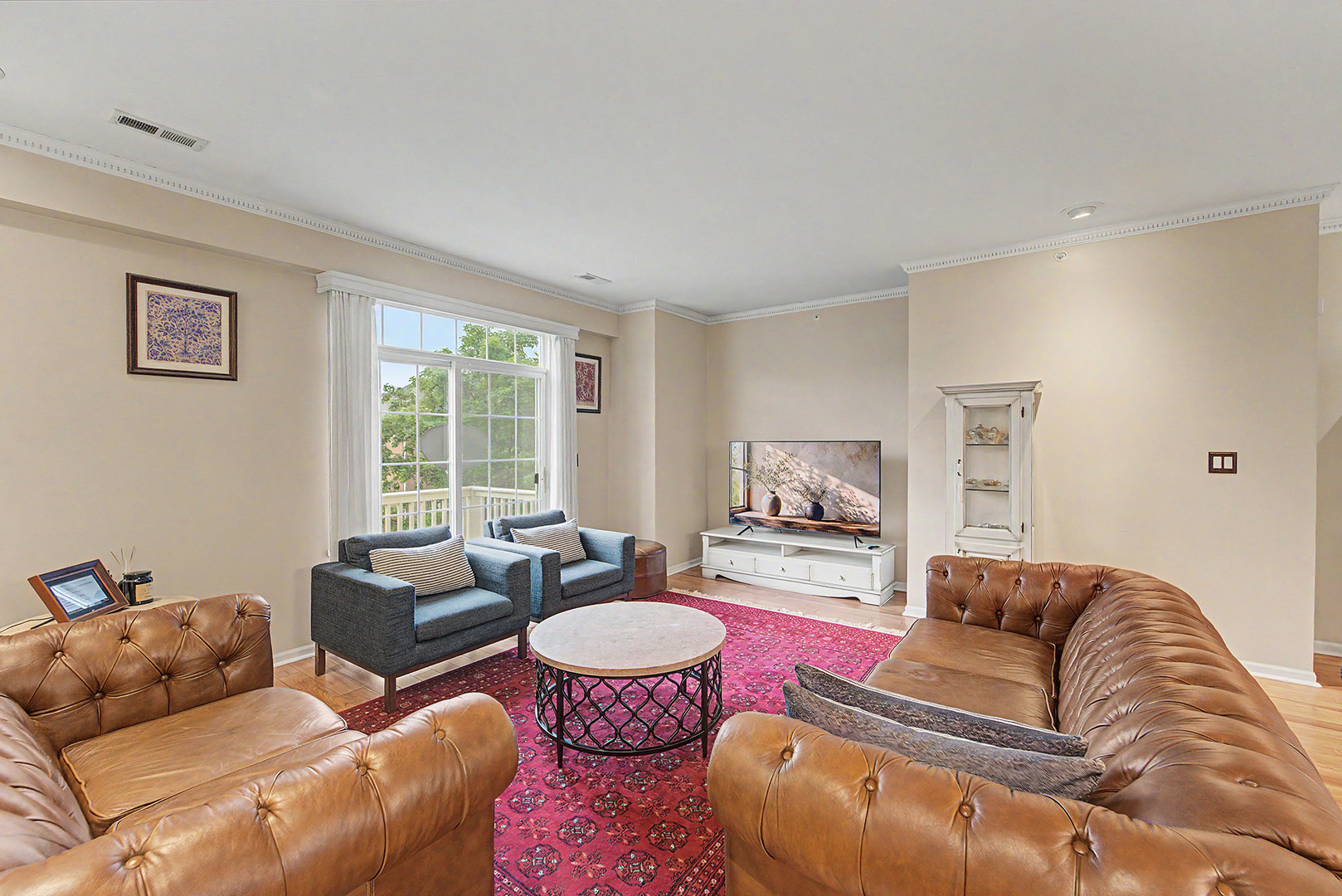 1379 Scarboro Road Property Photo 4