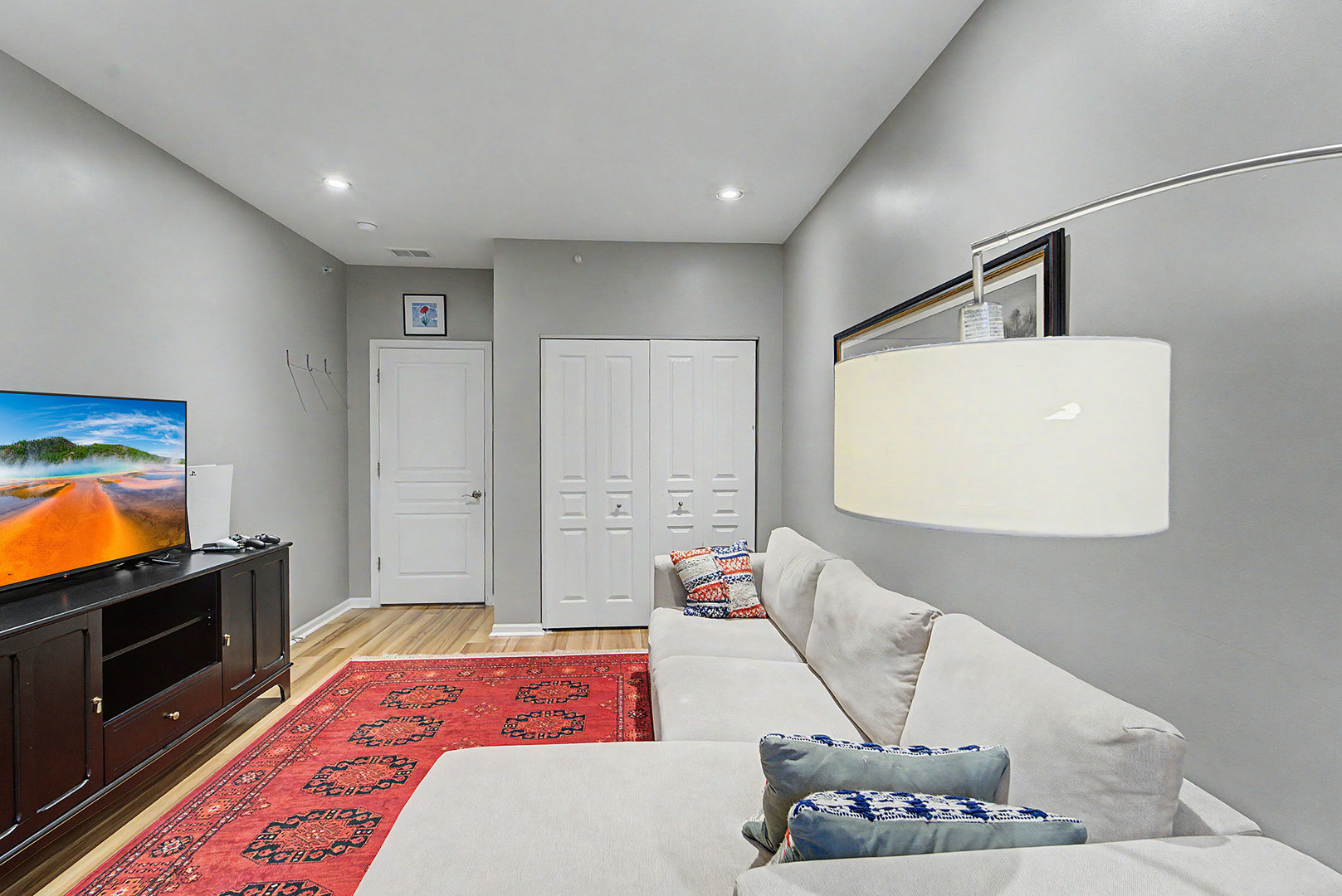1379 Scarboro Road Property Photo 25