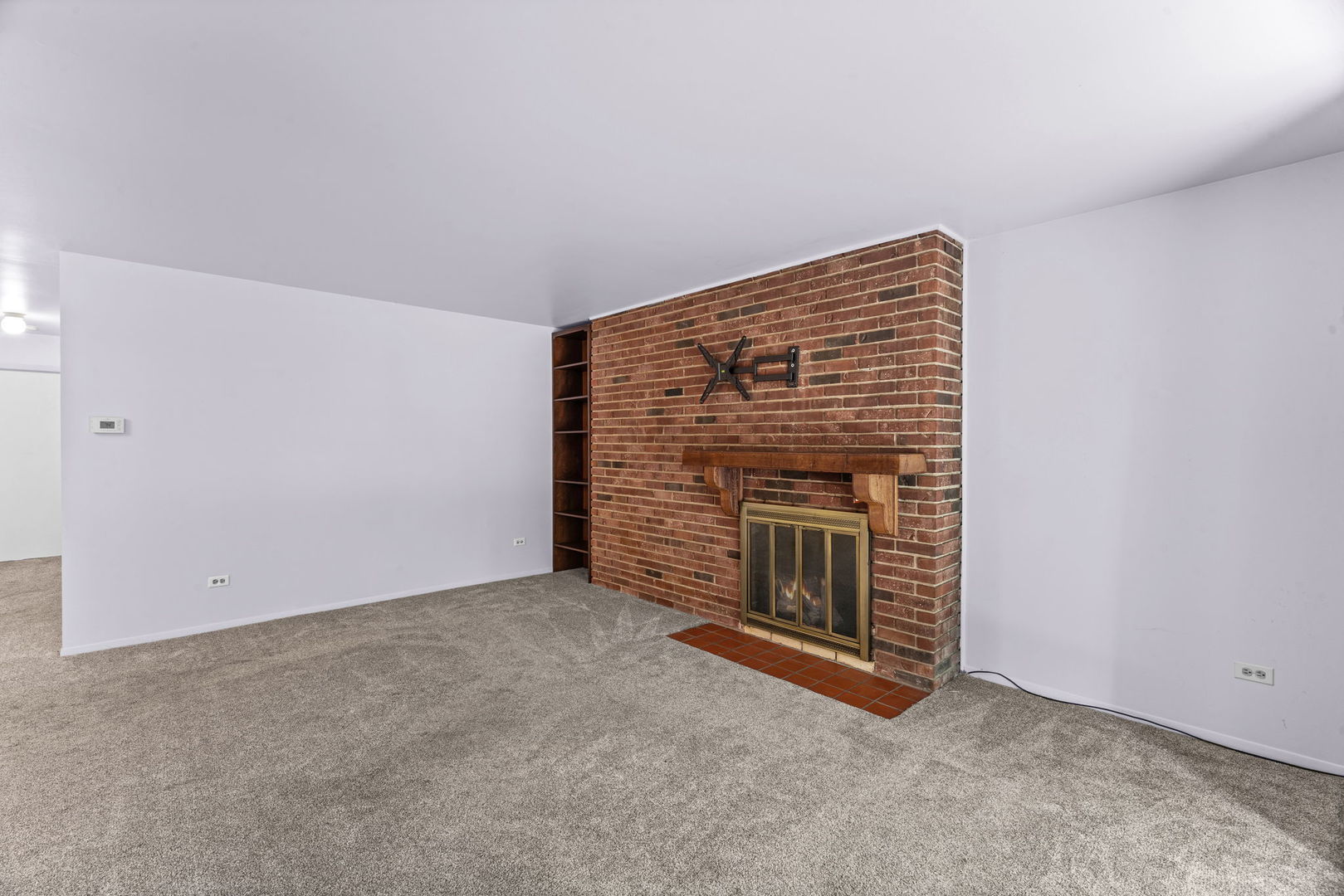 196 Grove Avenue B Property Photo 27