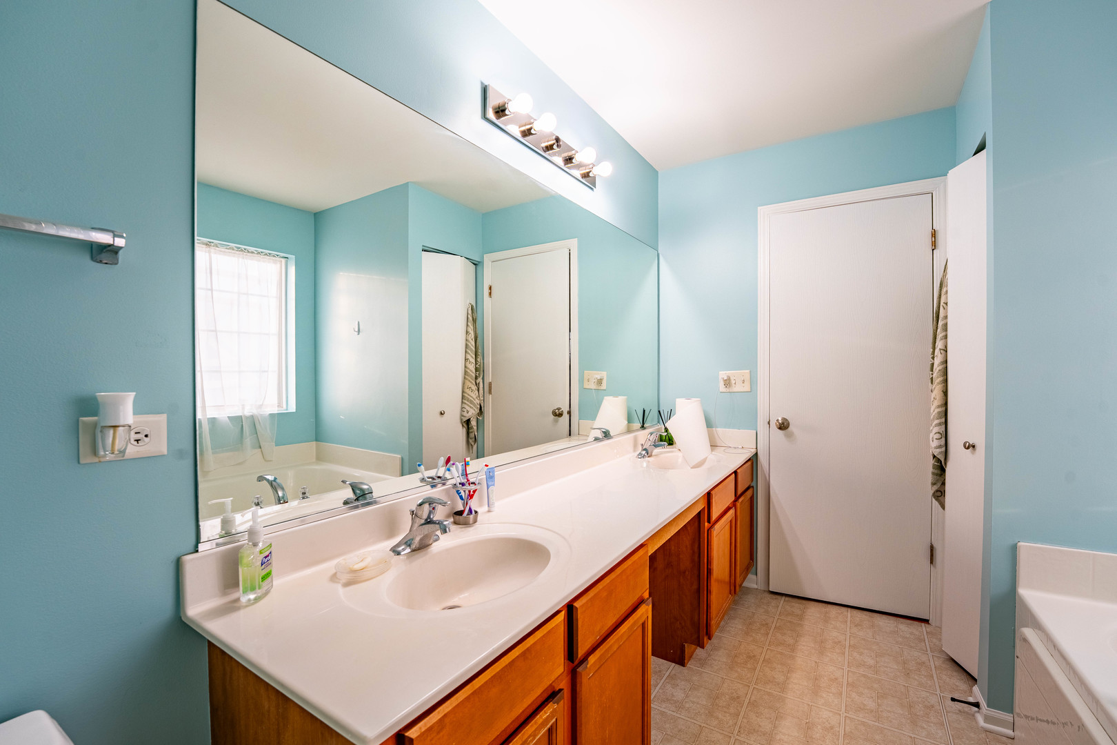 12 E Meadow Drive Property Photo 44