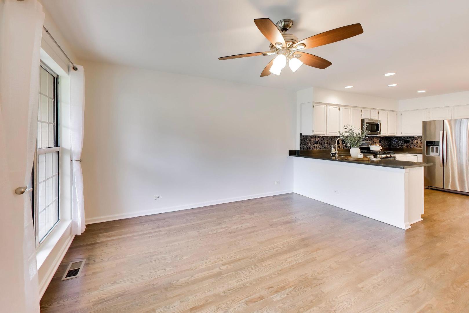 437 Grosse Pointe Circle 437 Property Photo 12