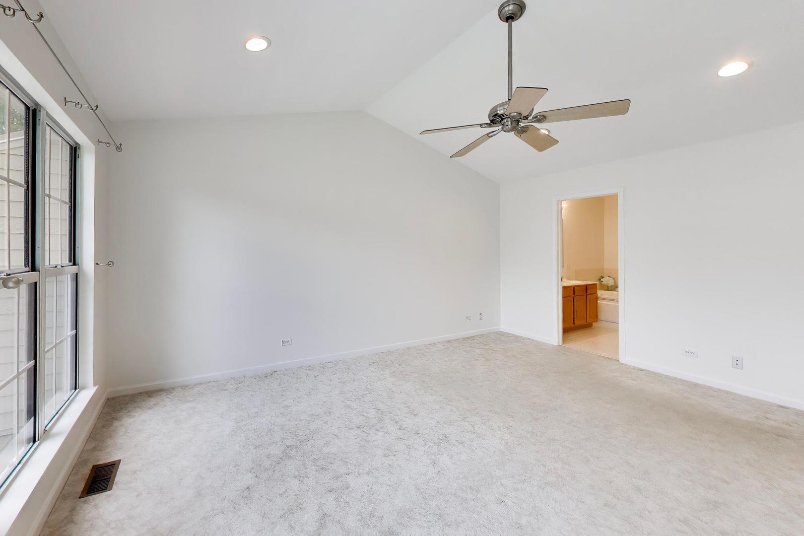 437 Grosse Pointe Circle 437 Property Photo 17