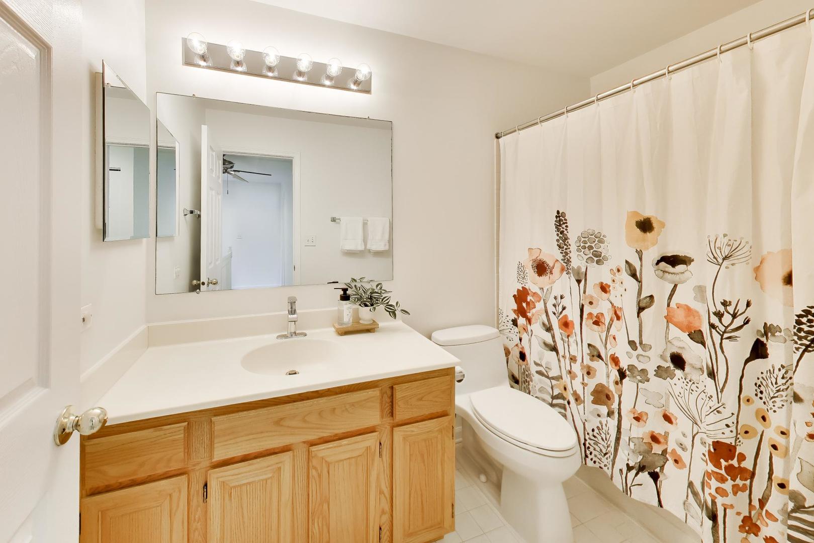 437 Grosse Pointe Circle 437 Property Photo 24