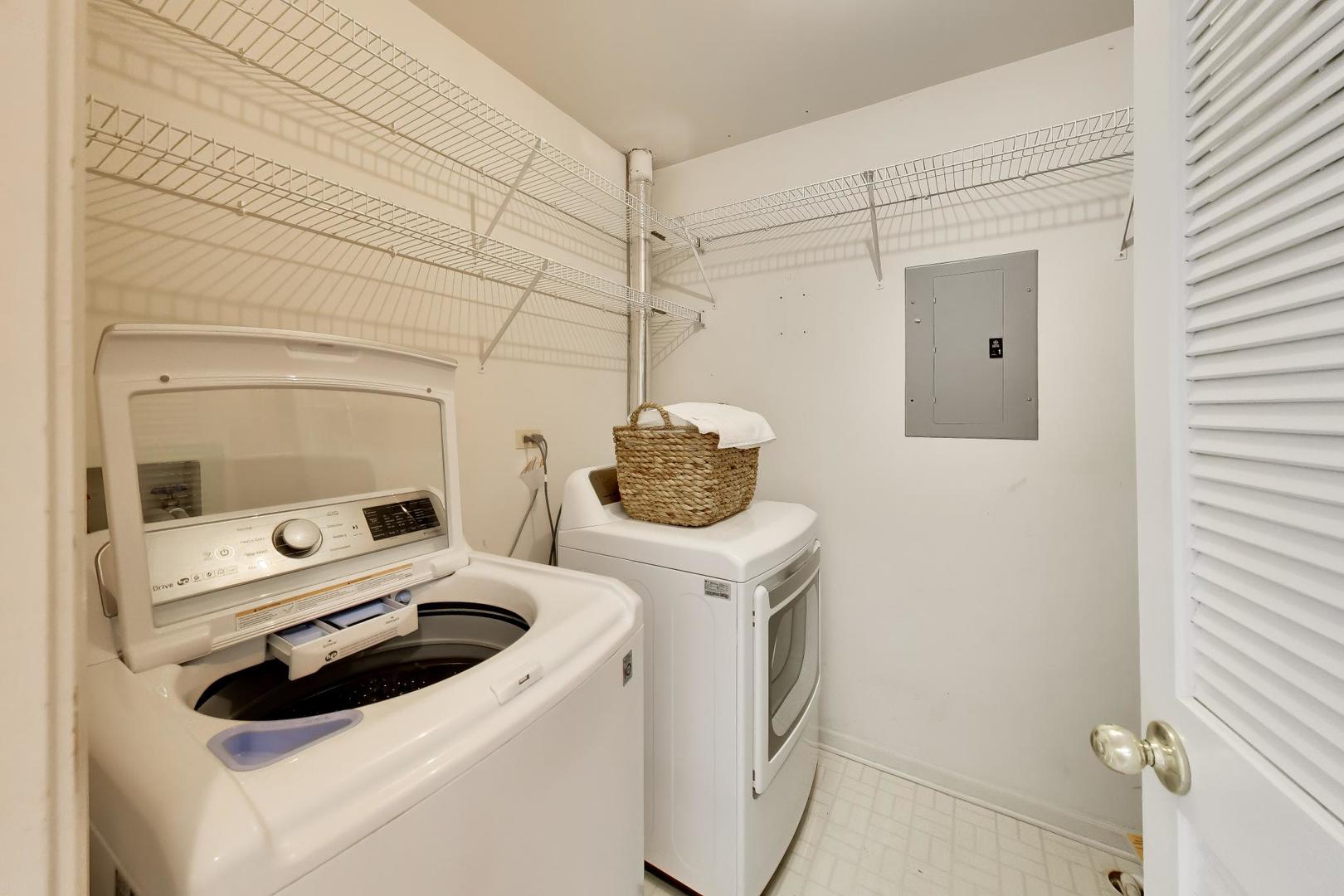 437 Grosse Pointe Circle 437 Property Photo 25