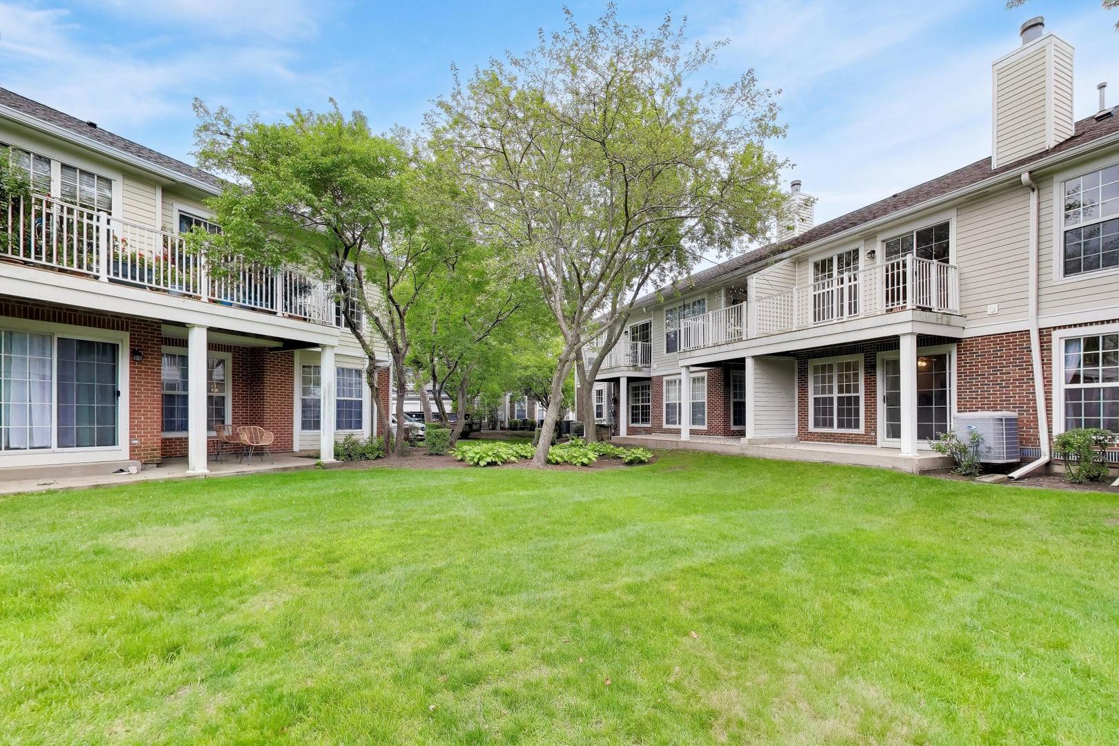 437 Grosse Pointe Circle 437 Property Photo 29