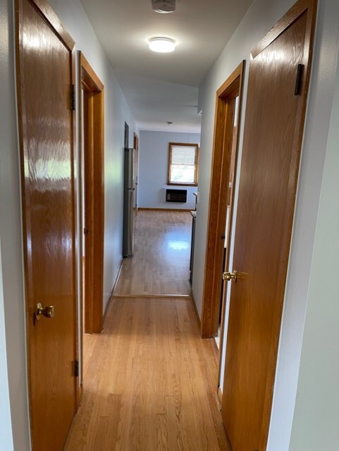 4570 N Narragansett Avenue 2 Property Photo 7