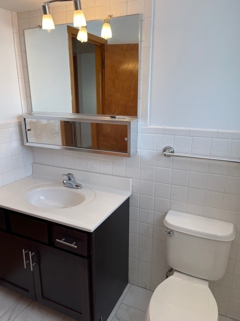 4570 N Narragansett Avenue 2 Property Photo 13