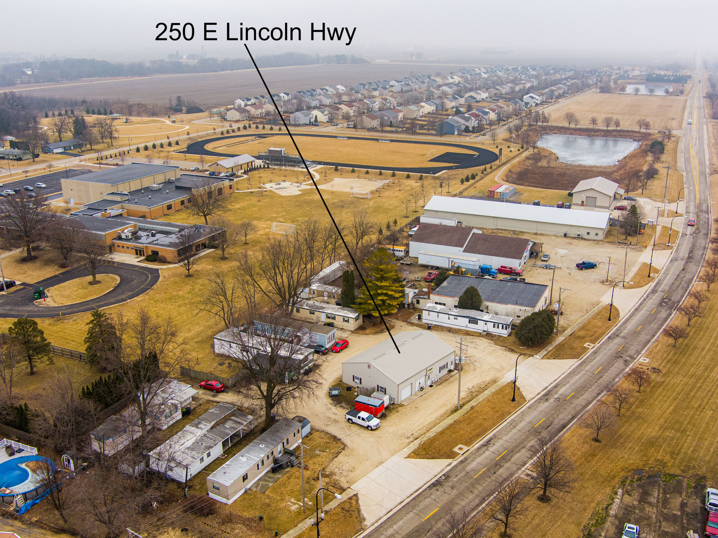 250 E Lincoln Highway Property Photo 5