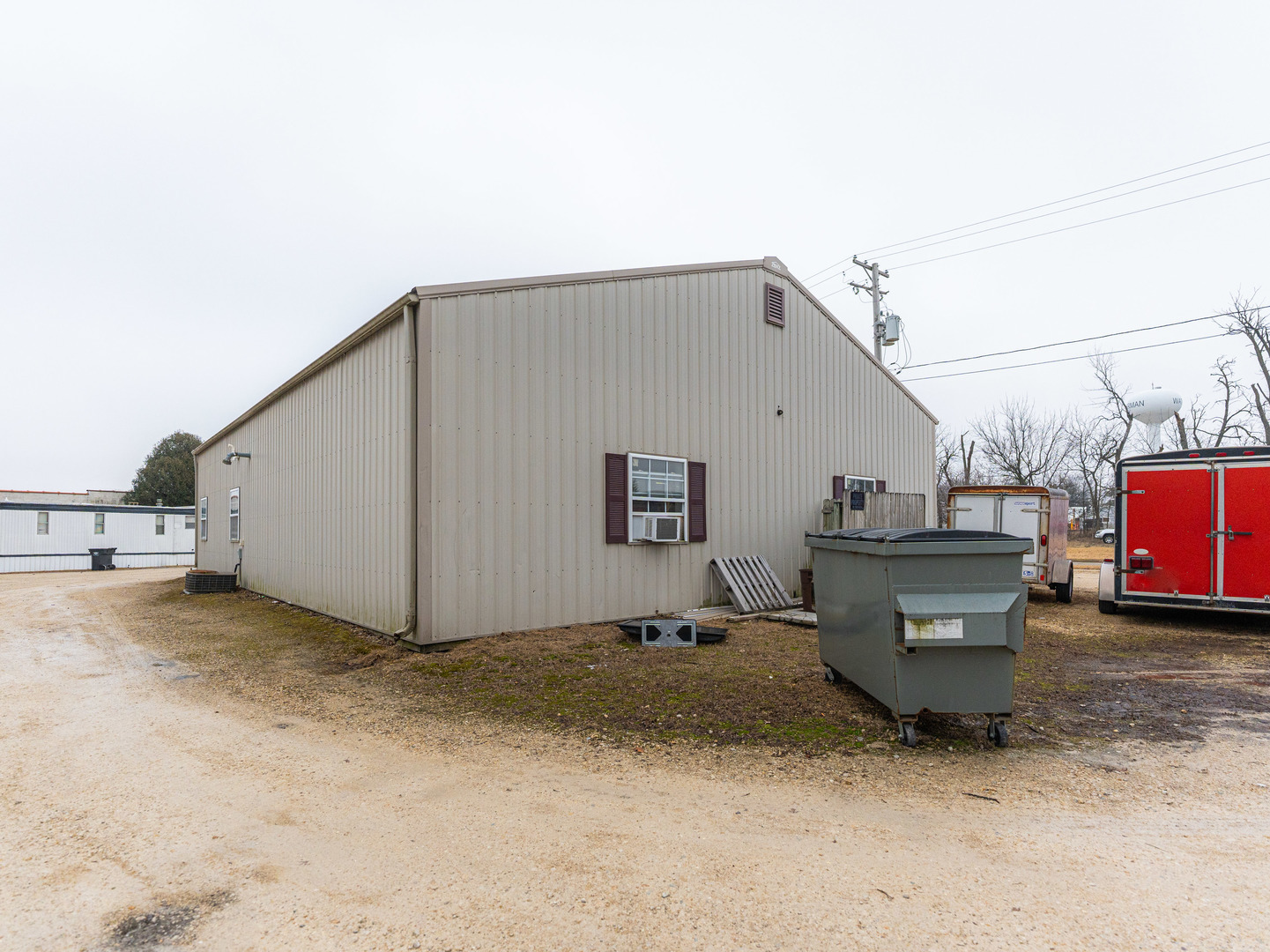 250 E Lincoln Highway Property Photo 22