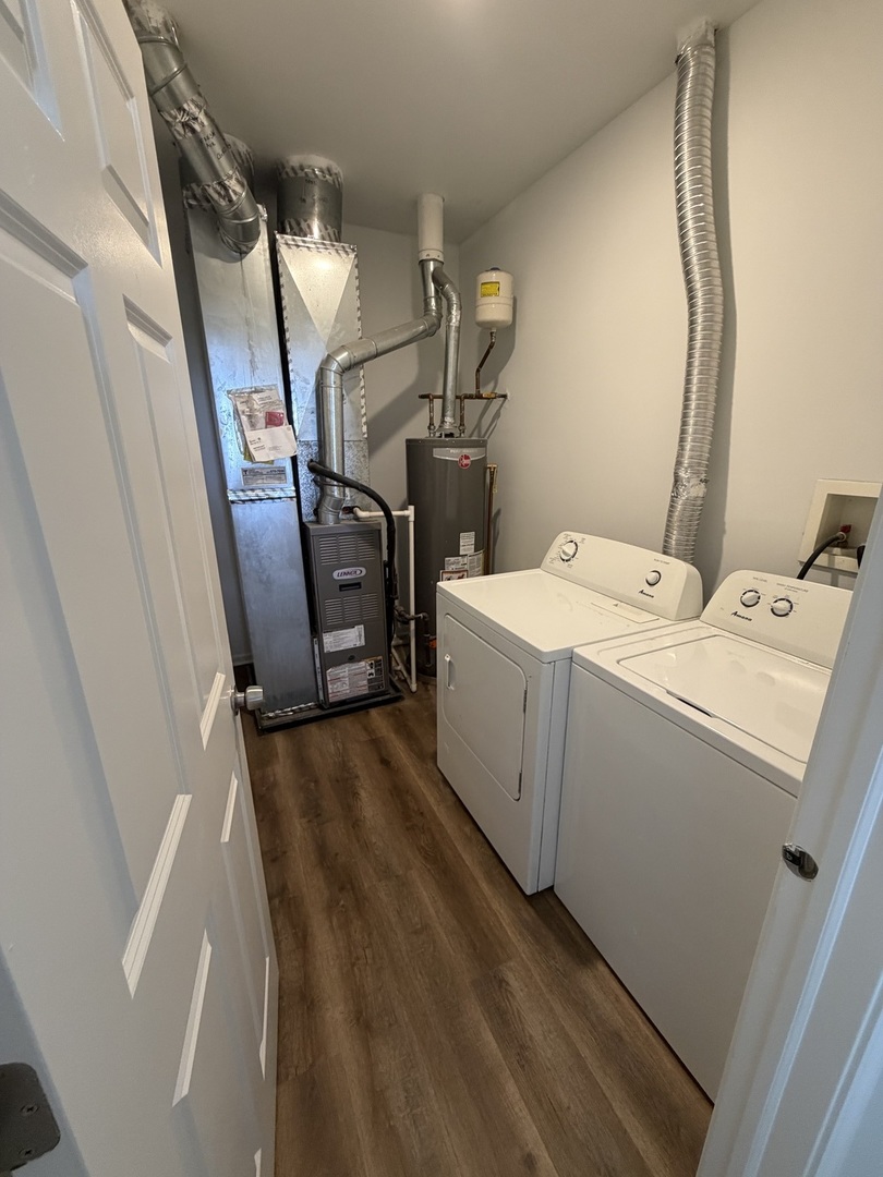 10201 Camden Lane Property Photo 5