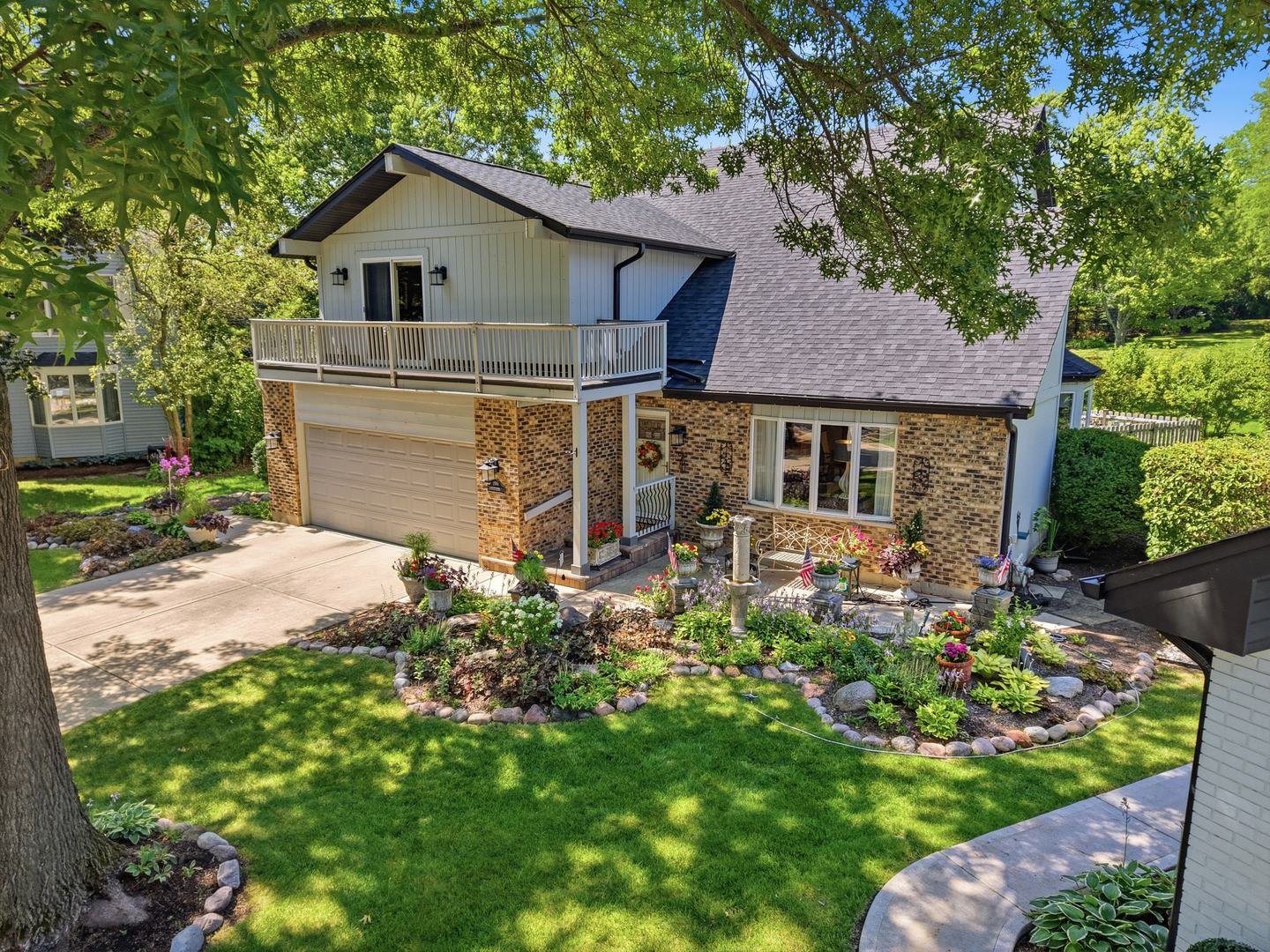 3580 Londonderry Court Property Photo 2