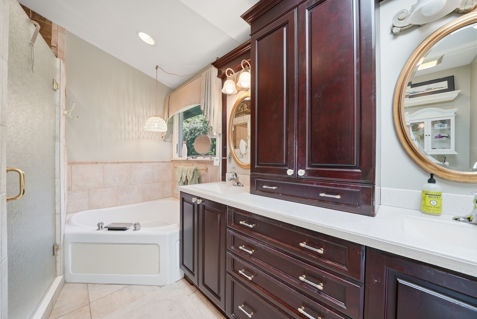 3580 Londonderry Court Property Photo 20