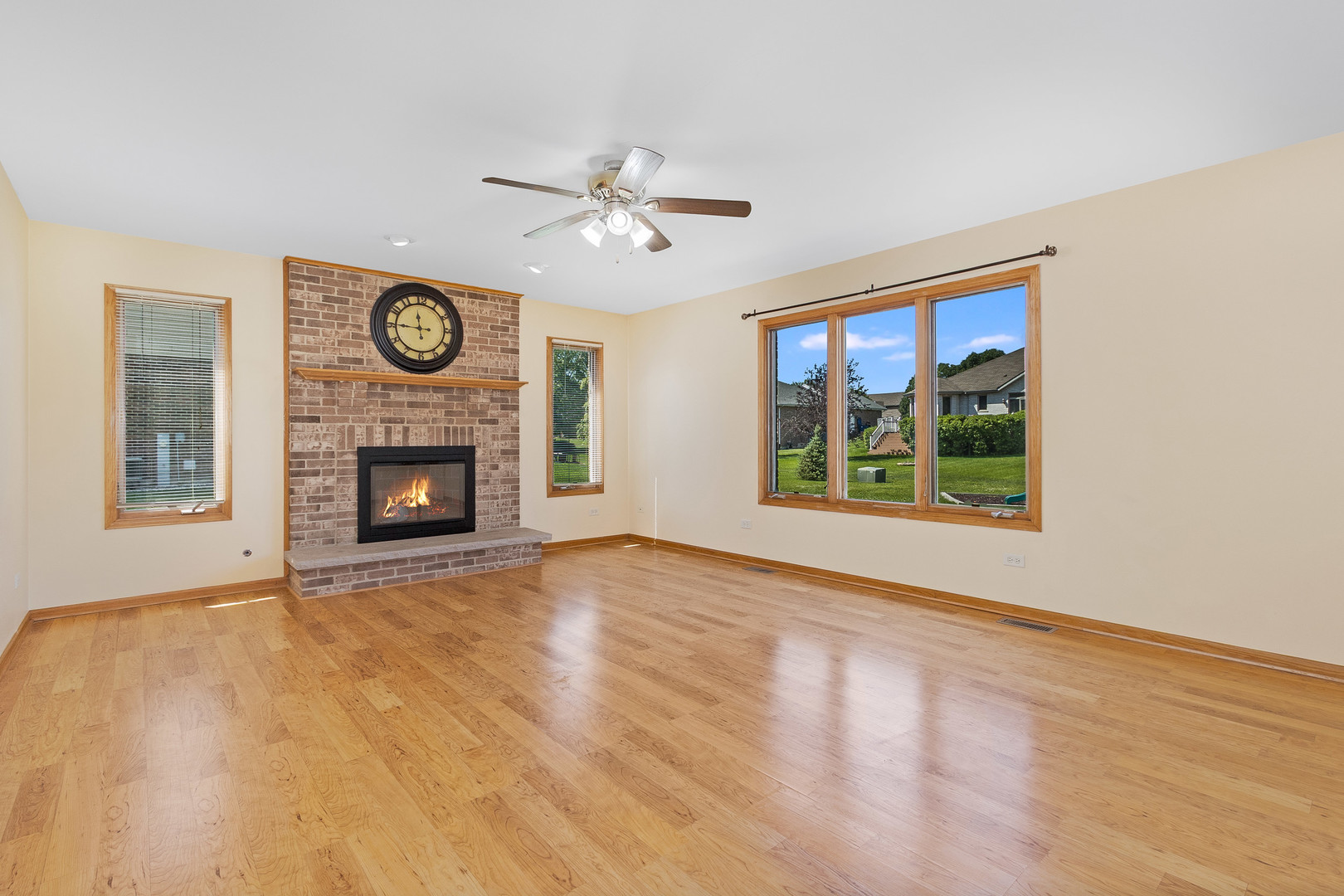 8284 Brookhaven Drive Property Photo 14