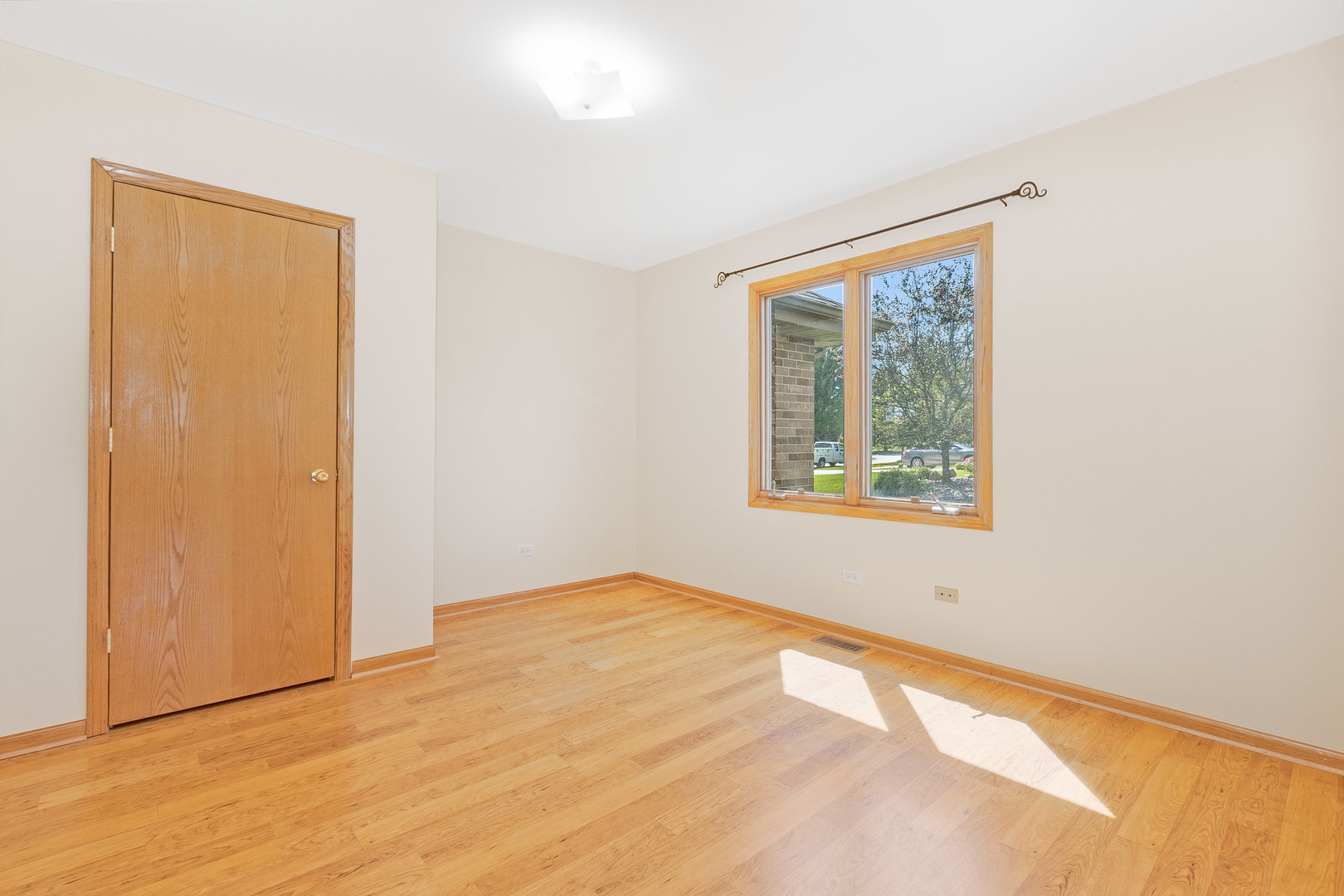 8284 Brookhaven Drive Property Photo 17