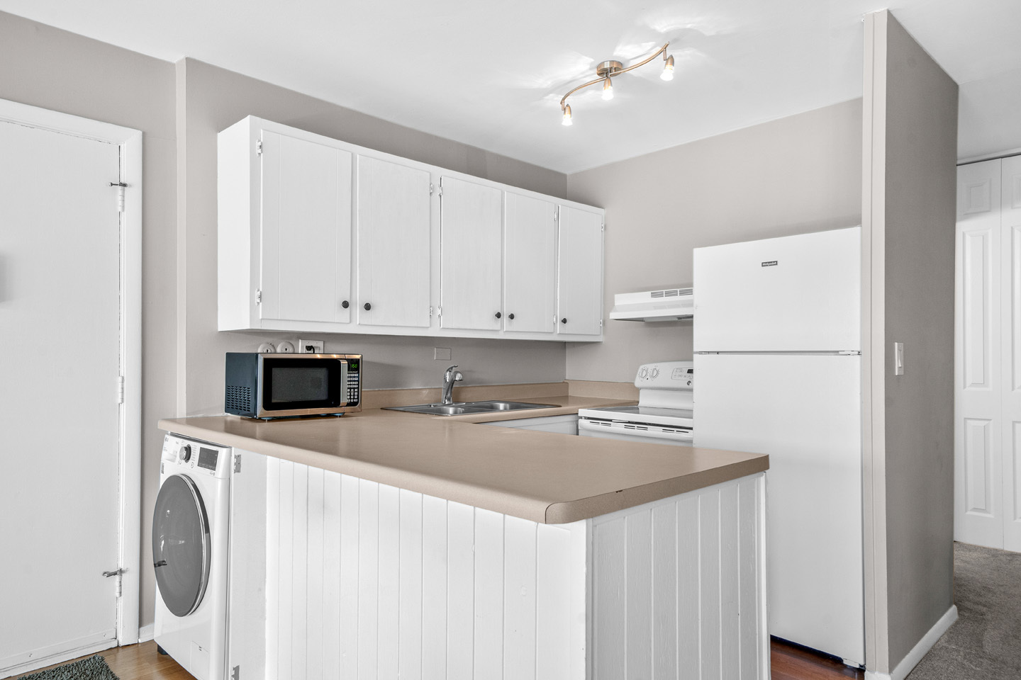 5536 E Lake Drive 68-c Property Photo 10