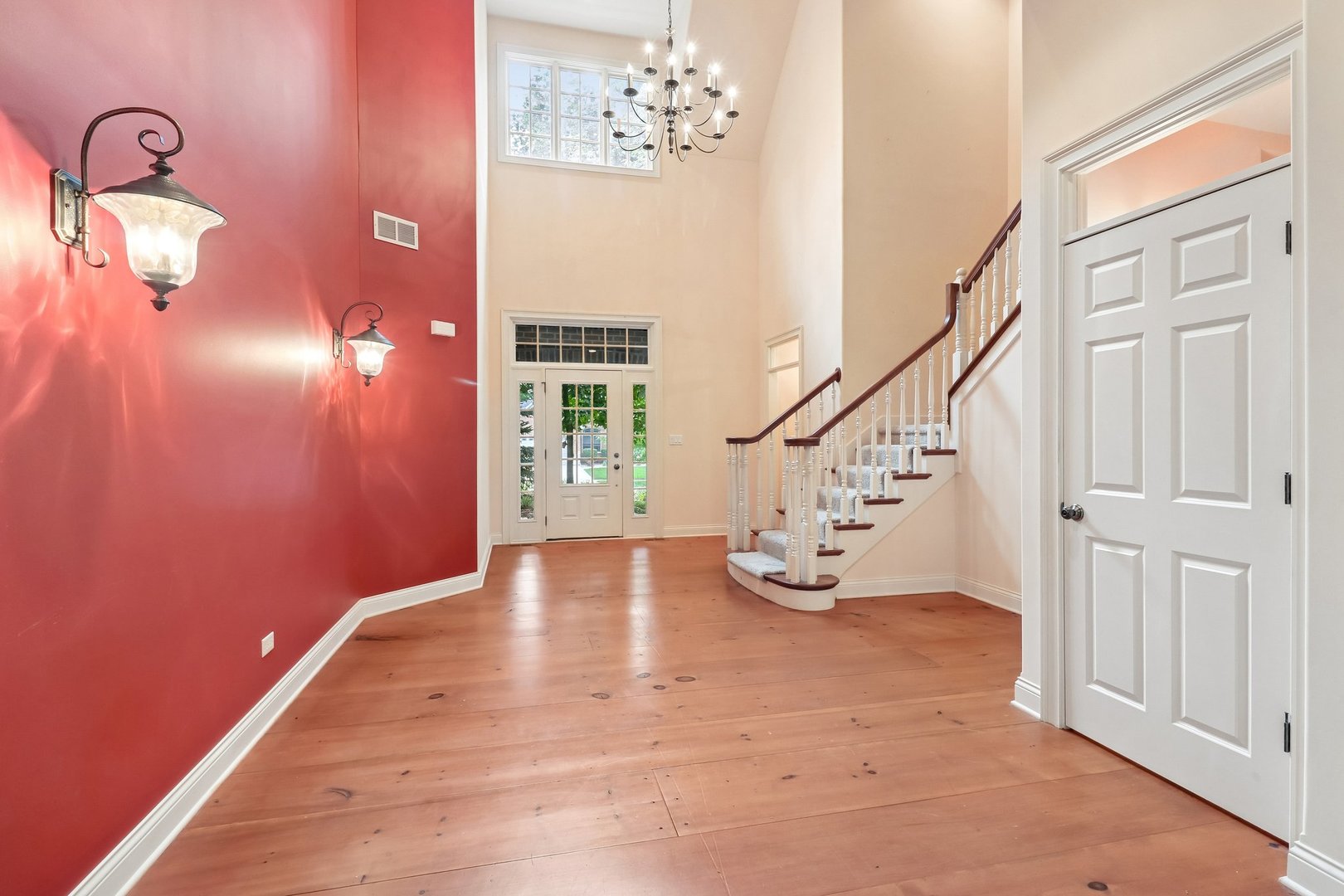 20102 Oakwood Drive Property Photo 6