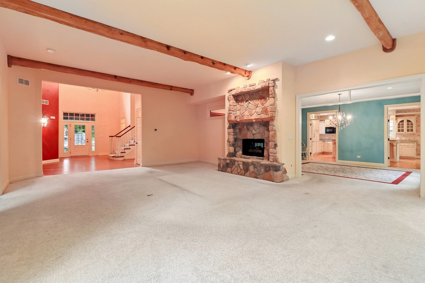 20102 Oakwood Drive Property Photo 10