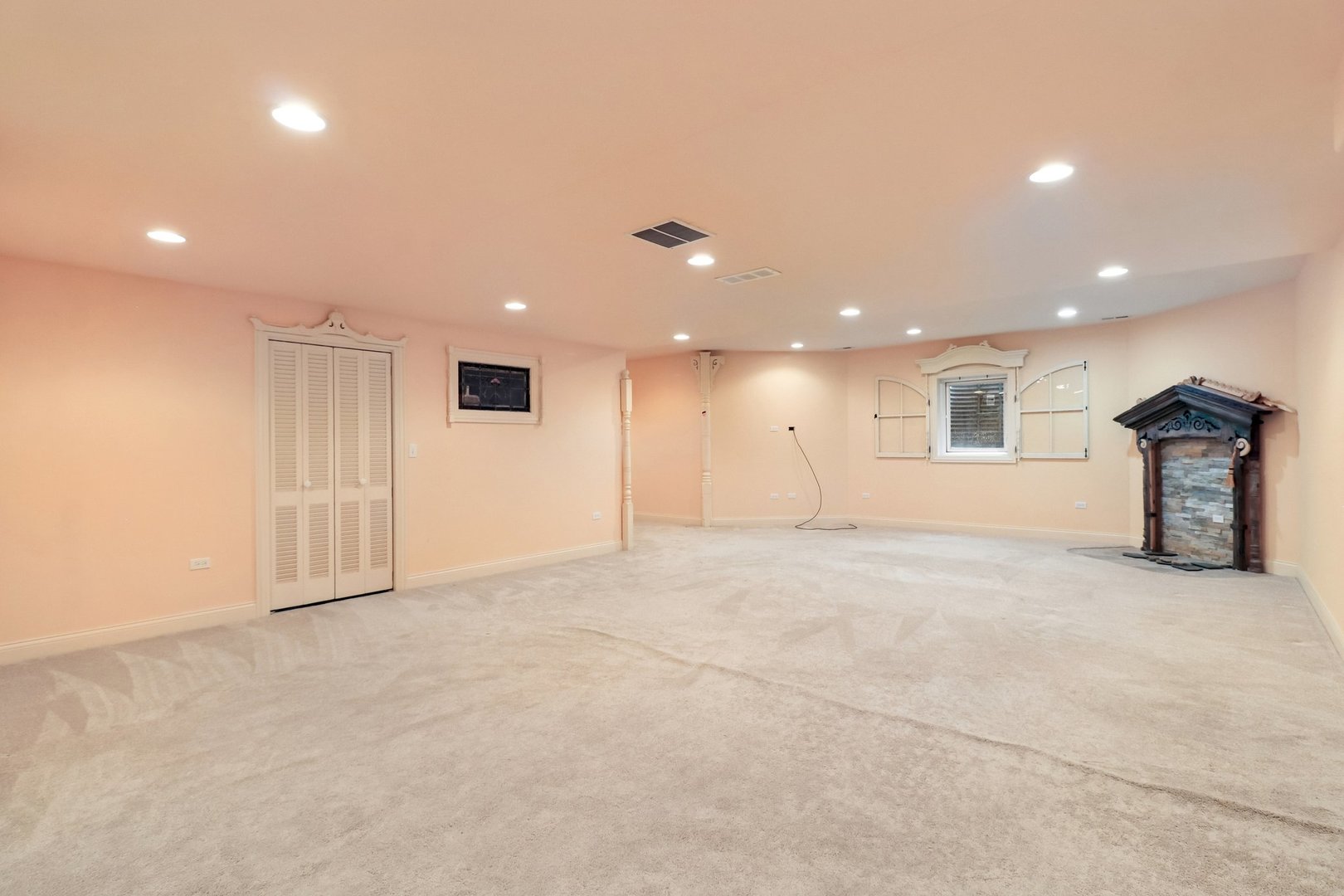 20102 Oakwood Drive Property Photo 49