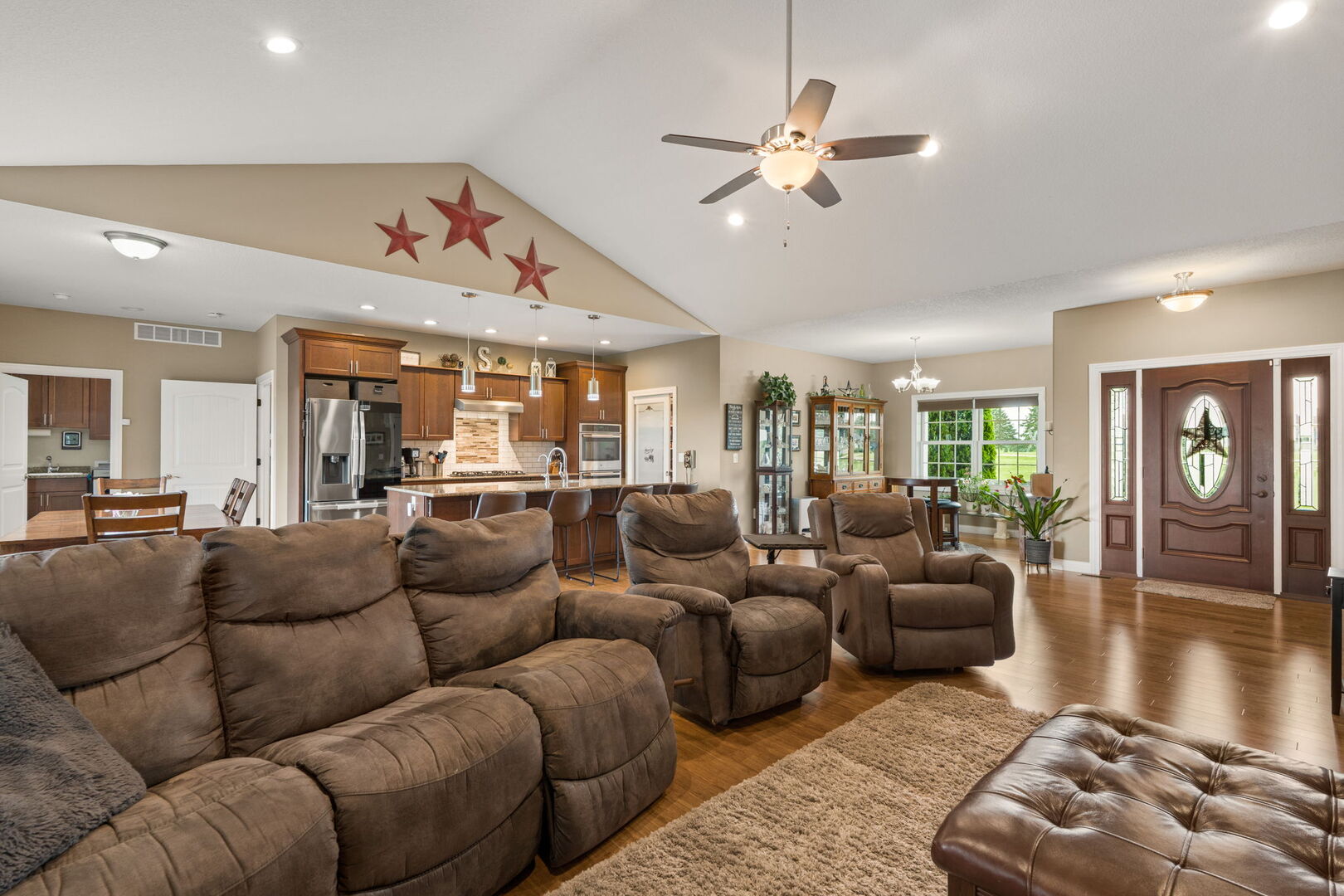 400 Randy Drive Property Photo 8