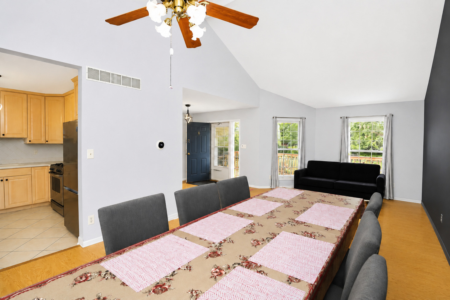 309 S Cross Trail Property Photo 12