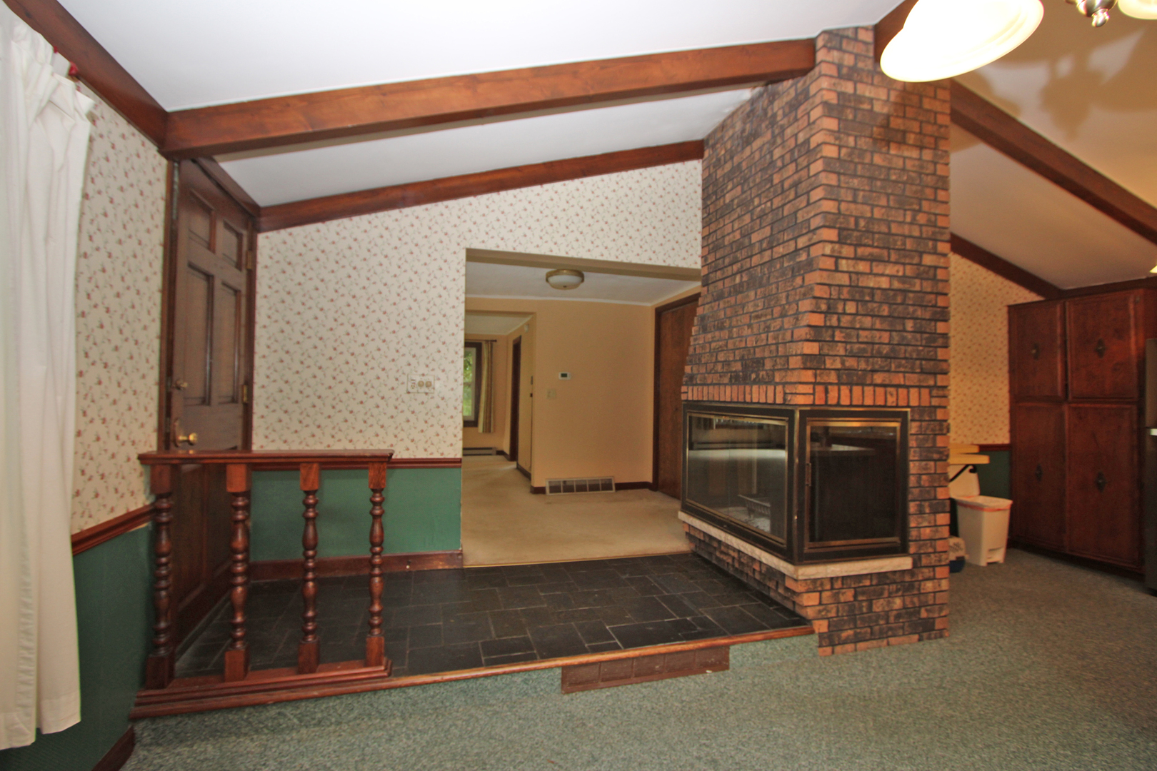 234 N Deerpath Road Property Photo 4