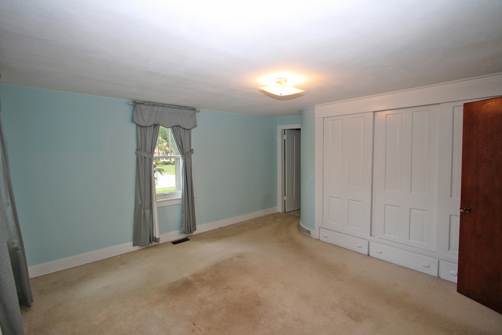 234 N Deerpath Road Property Photo 14
