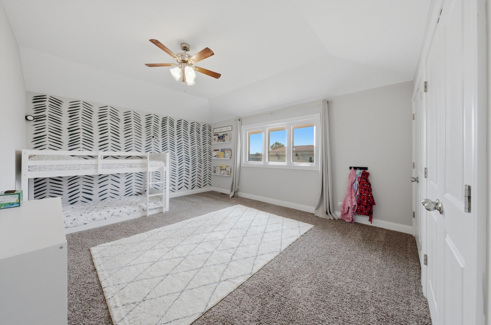 15612 Bramblewood Road Property Photo 26
