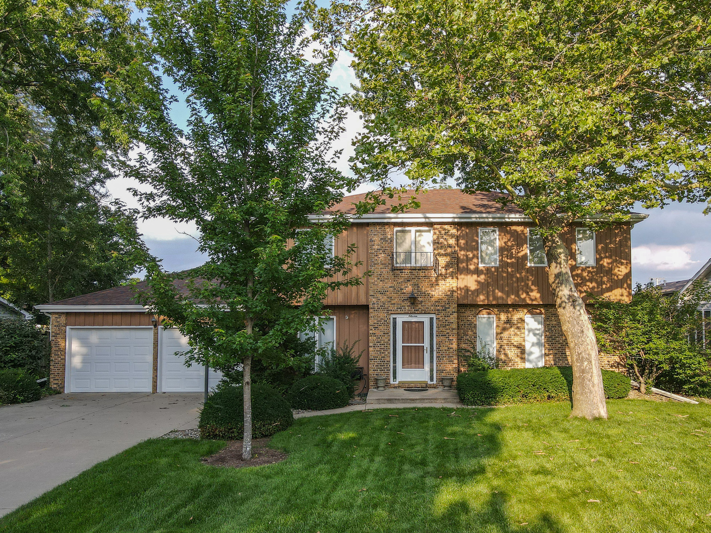11 Windsor Court Property Photo 1
