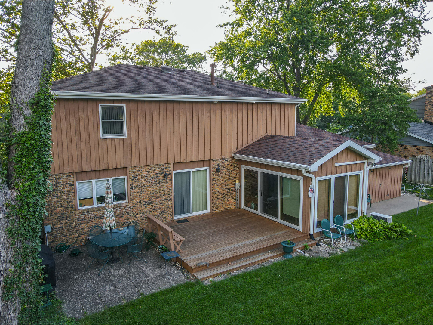 11 Windsor Court Property Photo 2