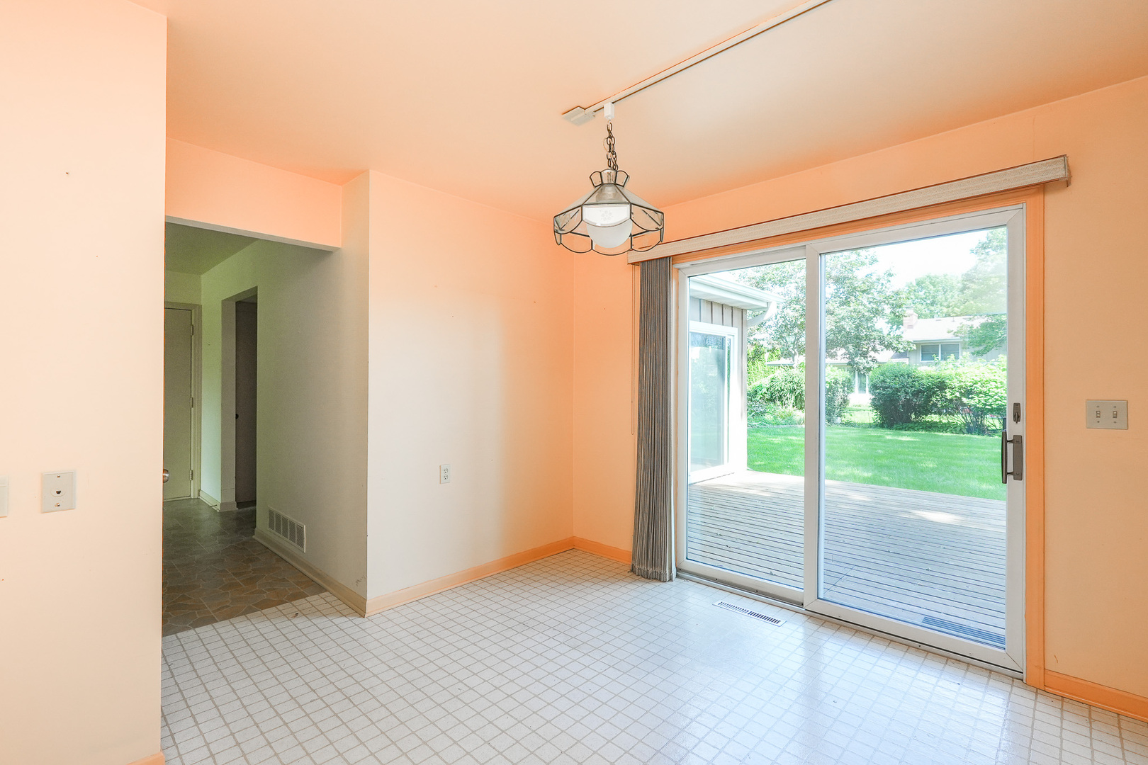 11 Windsor Court Property Photo 13