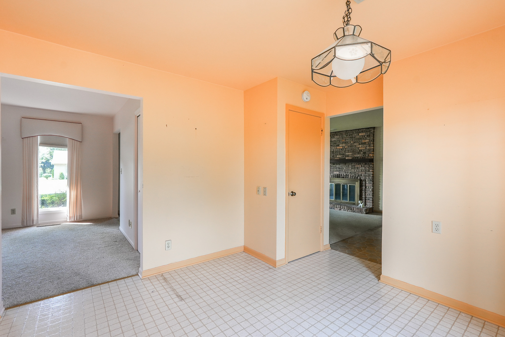11 Windsor Court Property Photo 14