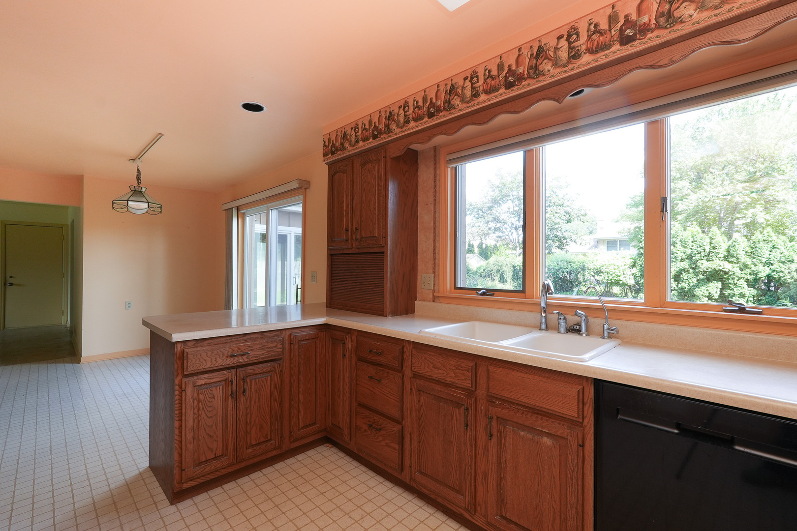 11 Windsor Court Property Photo 19