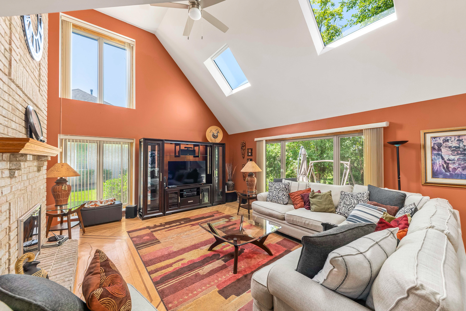 1310 Hamlin Avenue Property Photo 8