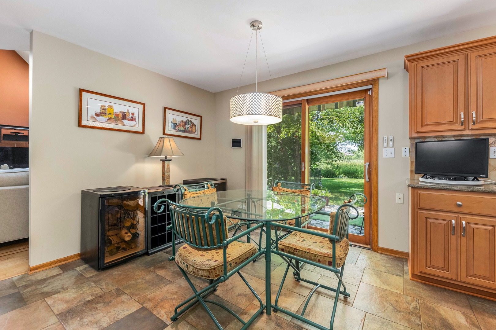 1310 Hamlin Avenue Property Photo 10