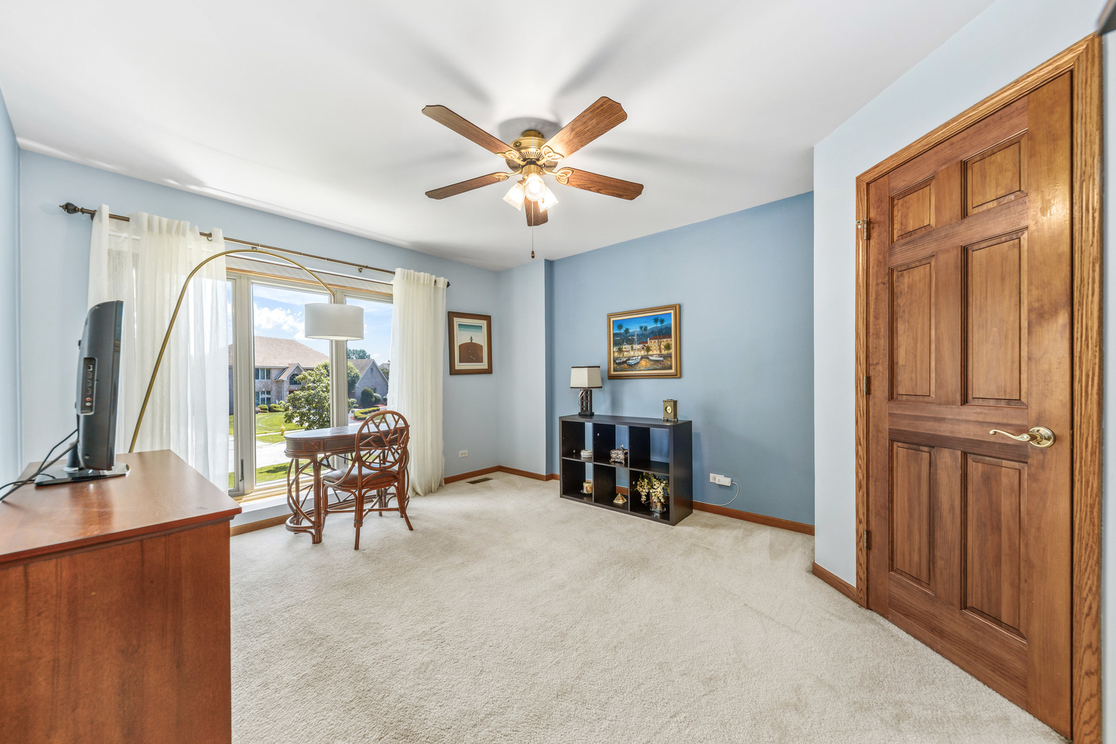 1310 Hamlin Avenue Property Photo 23