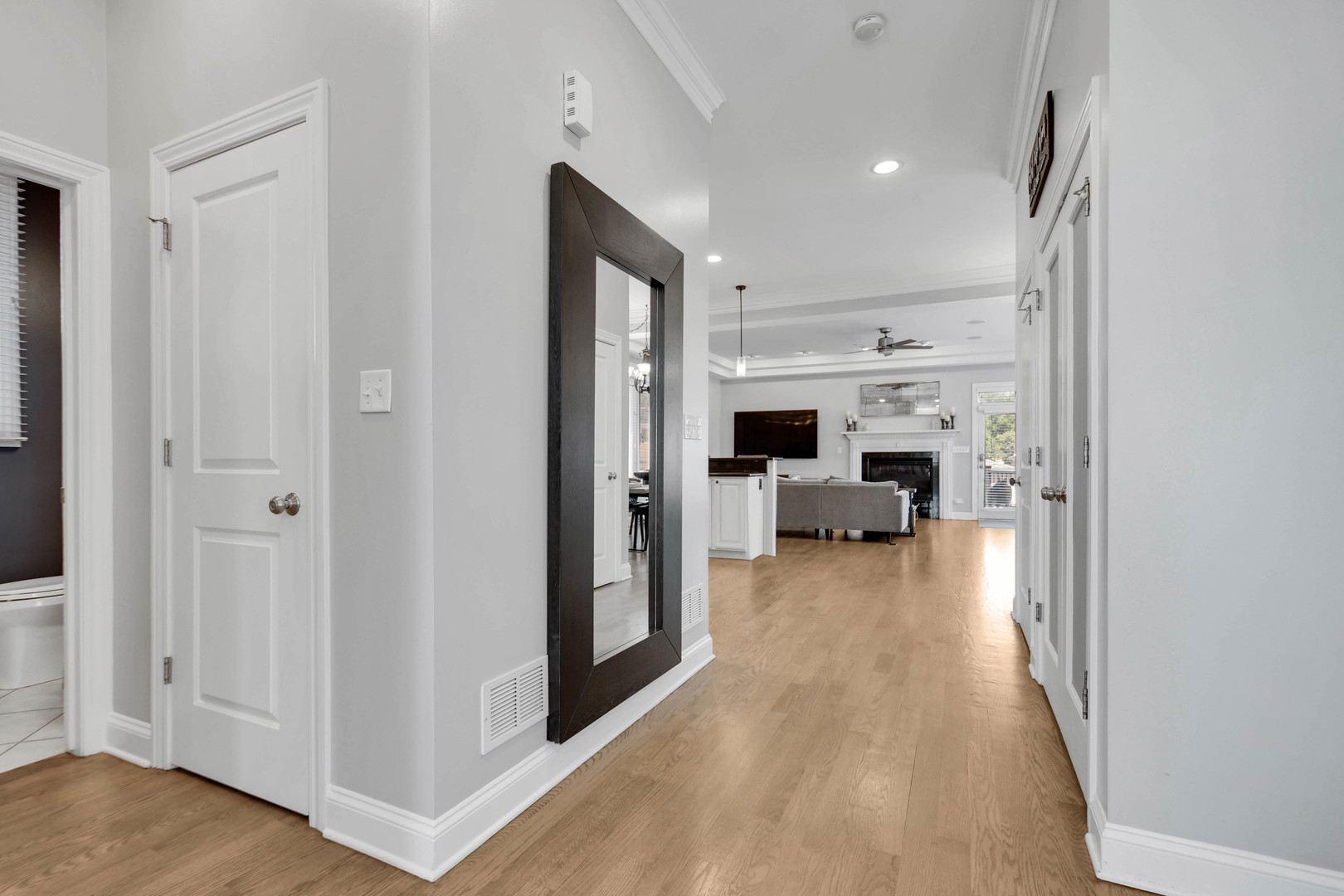 11241 S Central Park Avenue Property Photo 6