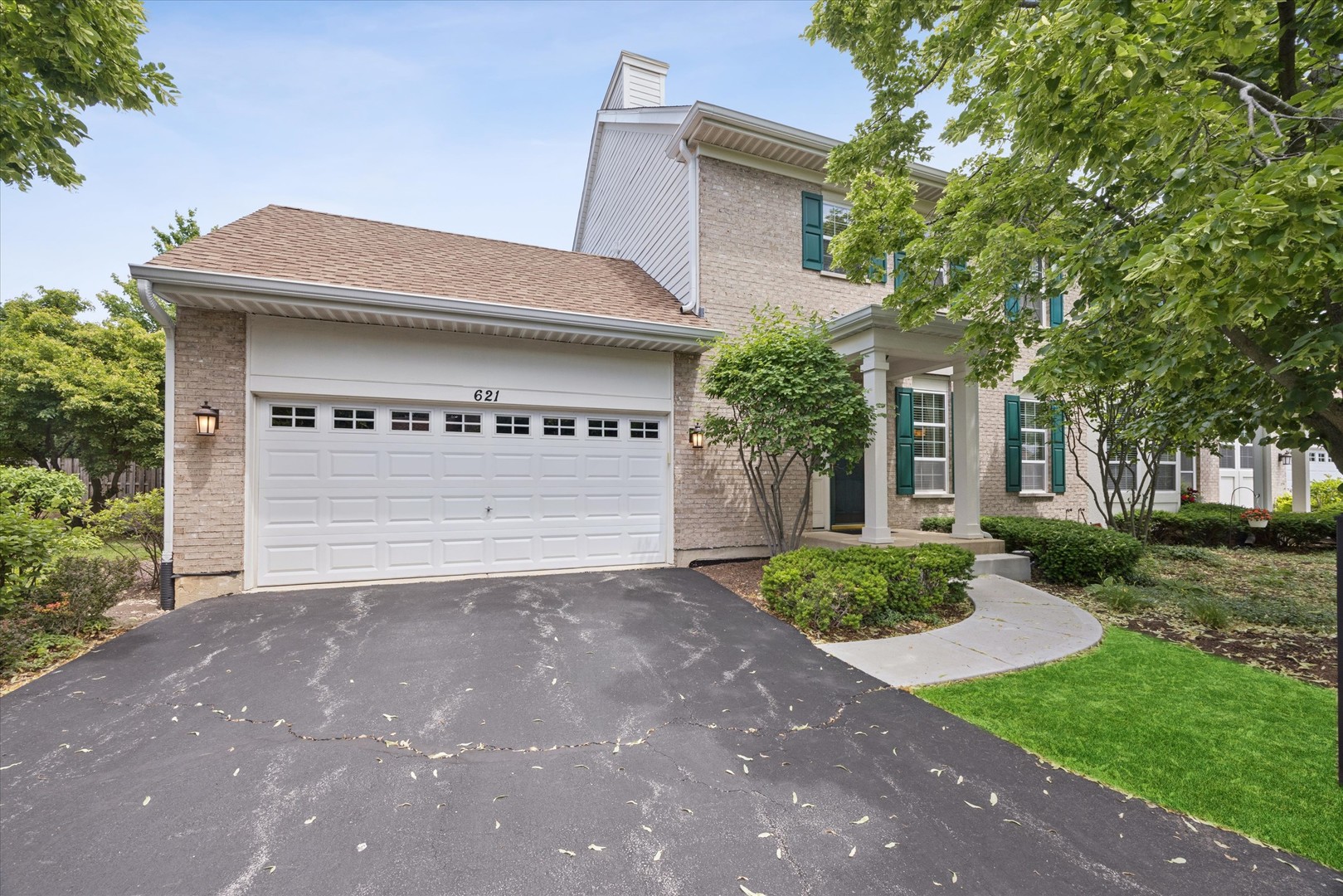 621 Dunhill Lane Property Photo 1