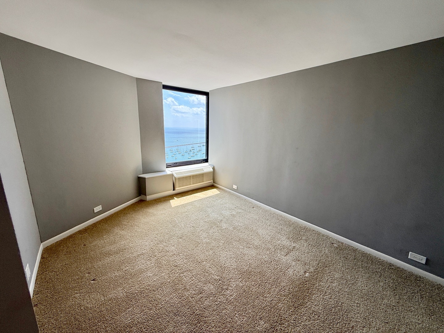 155 N Harbor Drive 1710 Property Photo 7
