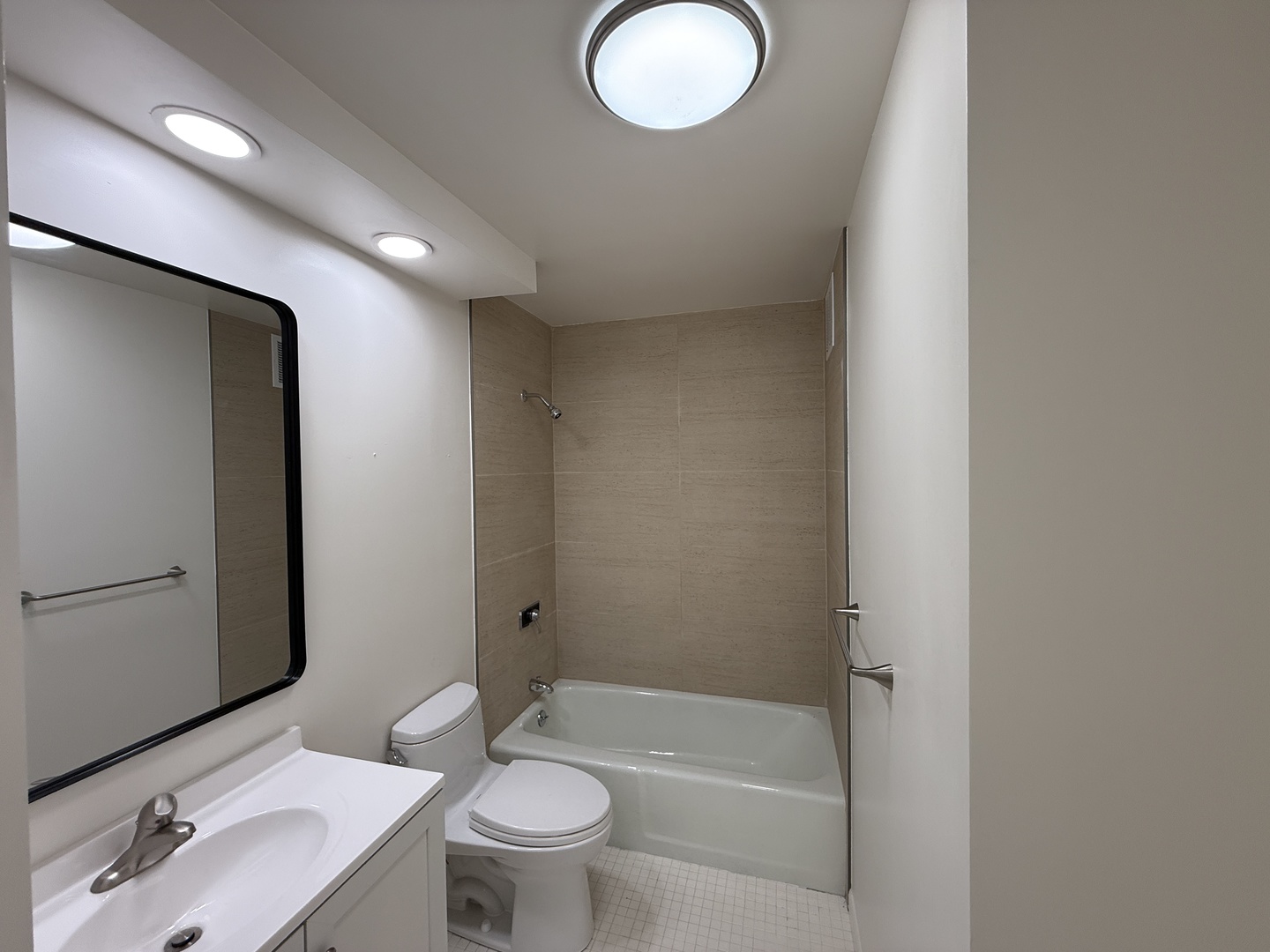 155 N Harbor Drive 1710 Property Photo 8