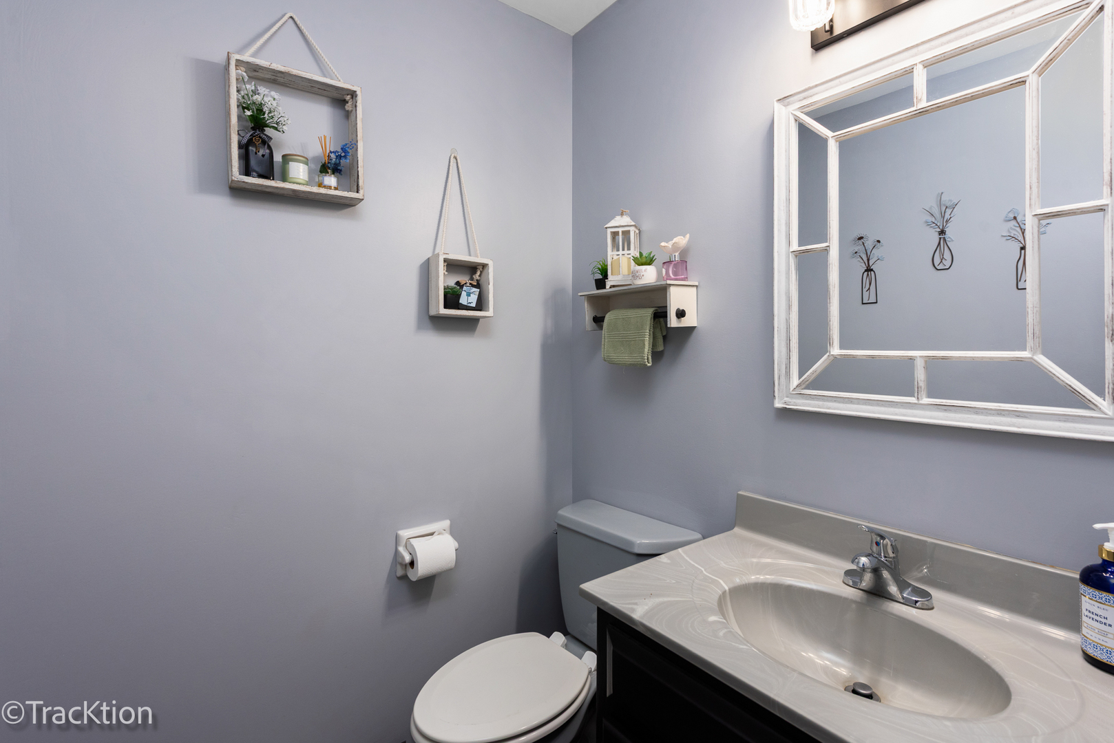 360 Lakeview Drive Property Photo 14