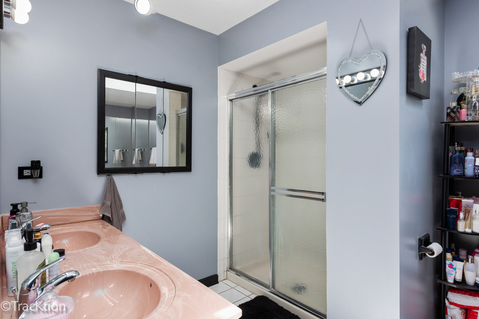 360 Lakeview Drive Property Photo 16