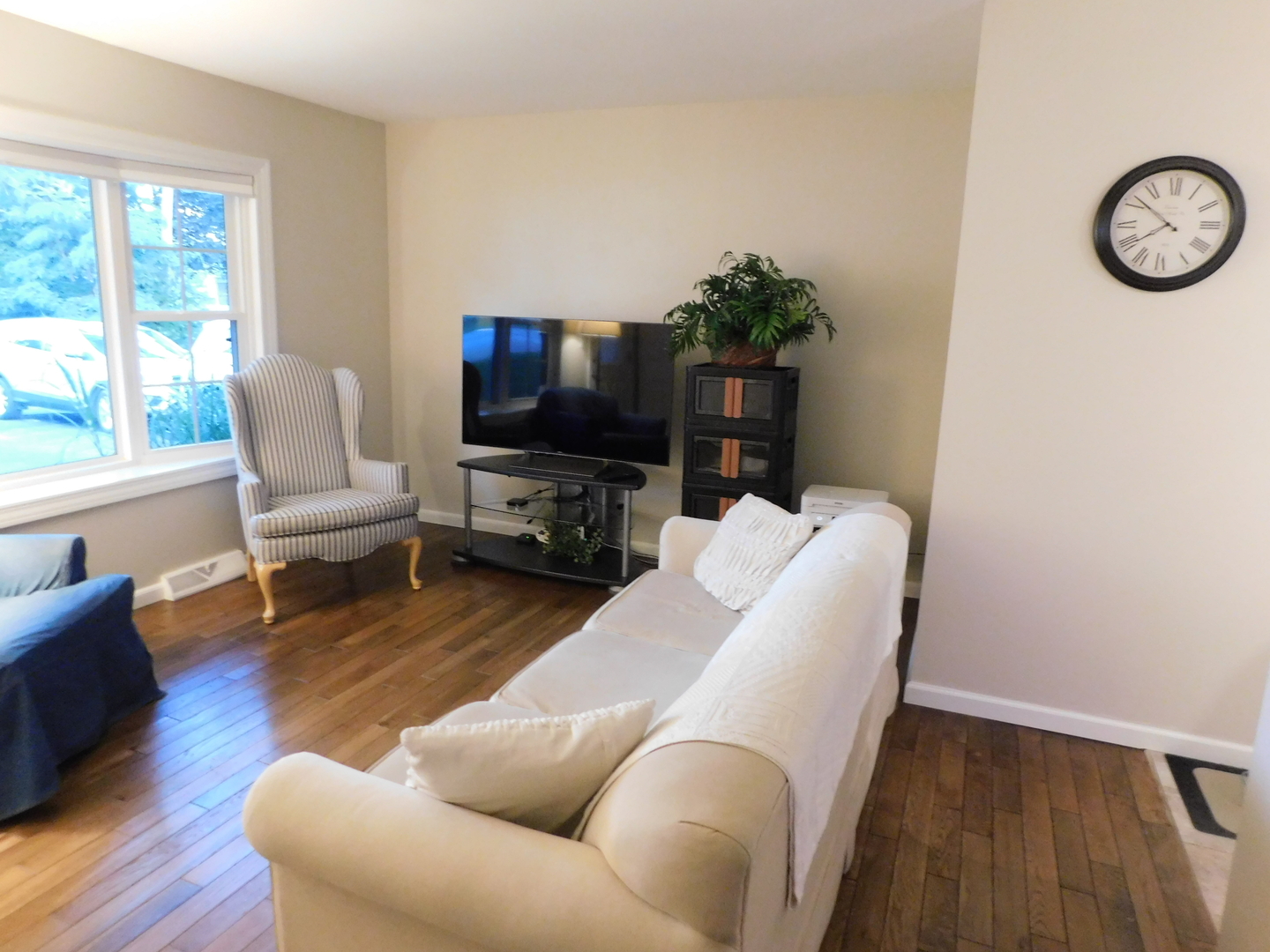 12701228 Property Photo 8