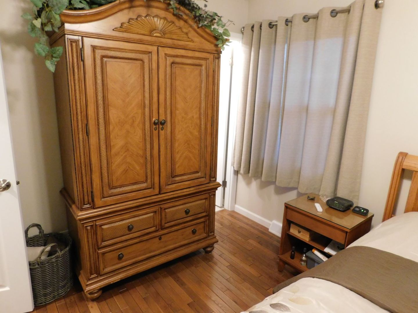 12701228 Property Photo 13