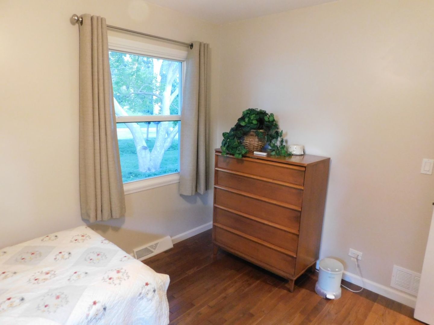 12701228 Property Photo 17