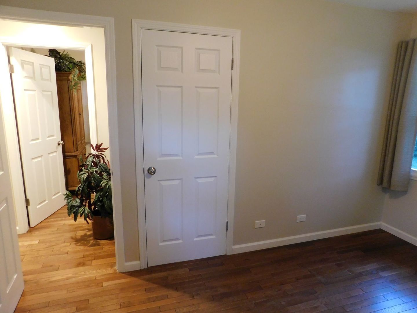 12701228 Property Photo 18